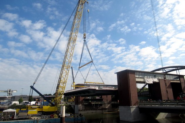 Hafen Mannheim - Mühlauhubbrücke-1