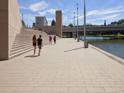 Harte Uferkante, Saarbrücken